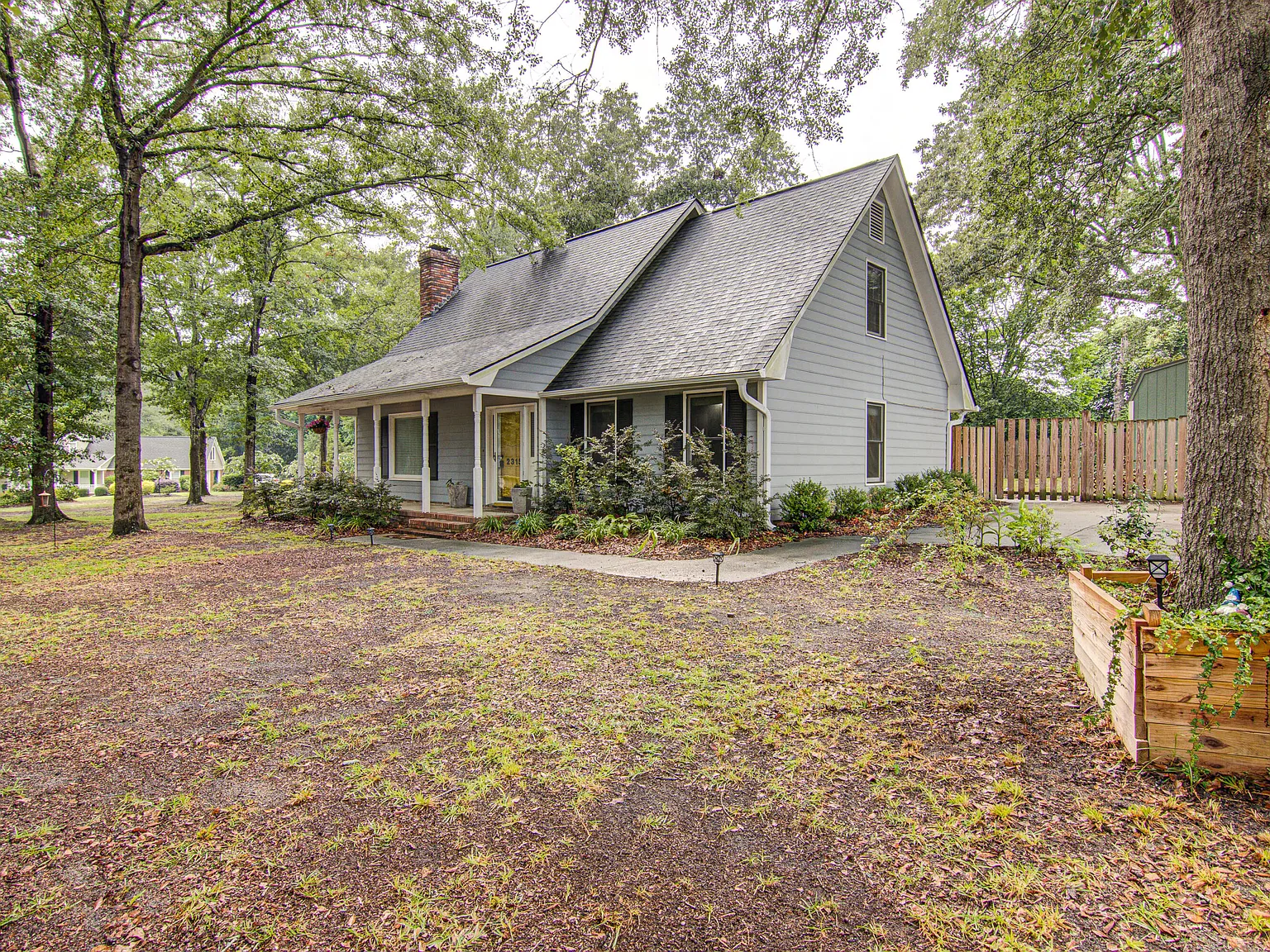 3 bed, 2.5 bath, 1709 sqft, $1,750 — Photo 1