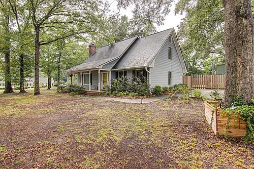 2315 Treetop Ln Photo 1 2315 Treetop Ln Photo 1