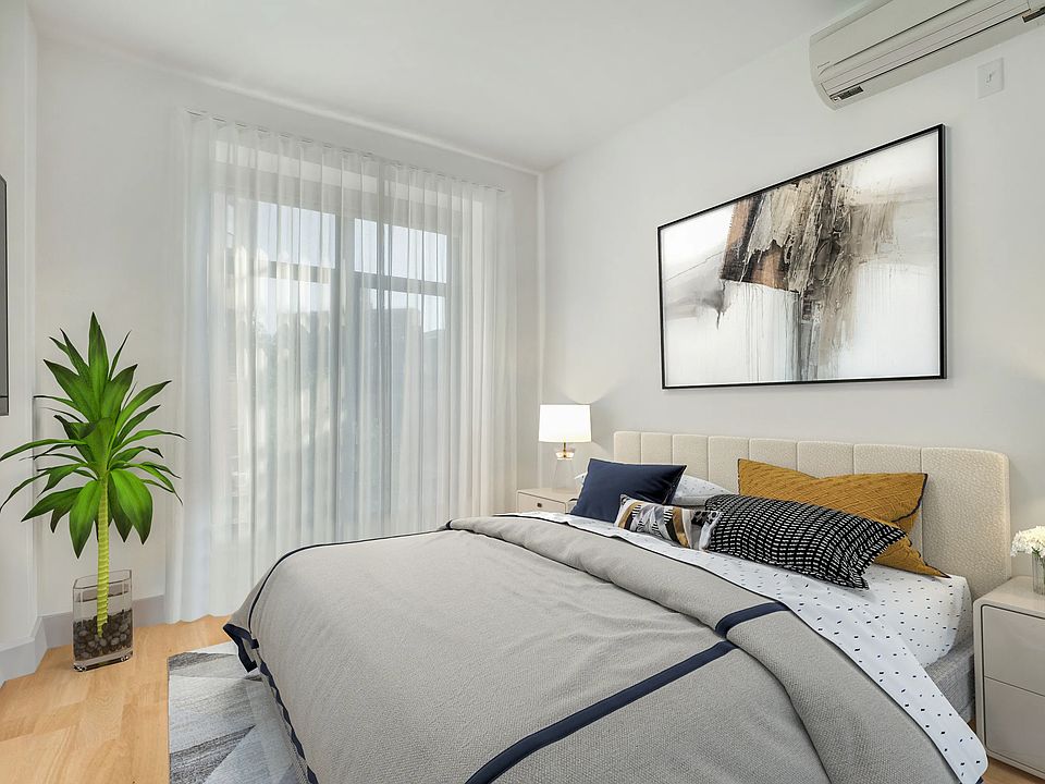 1st image of 17 Convent Ave #31