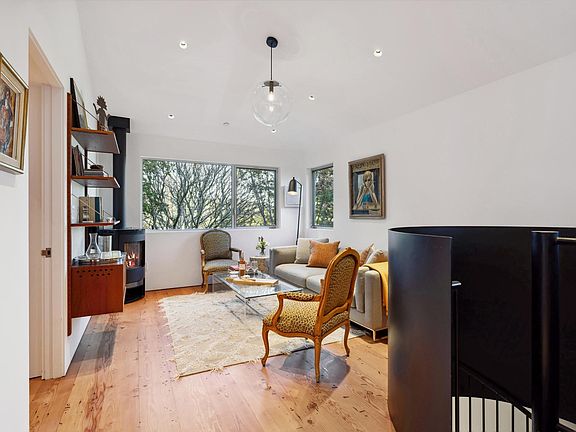 Living area.