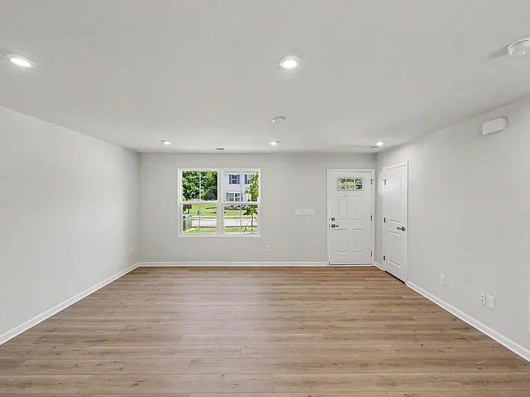 10051 Florentine Way — Photo 21