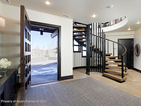 5th image of 32 Elk Ridge Ln