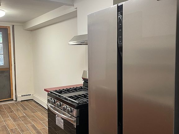 5th image of 28-25 41st St #1
