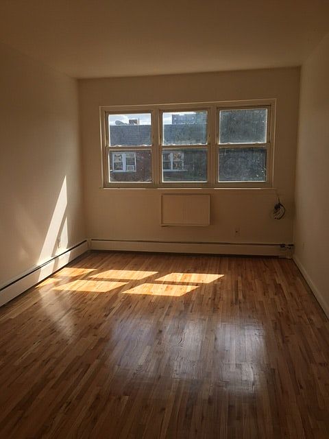 1st image of 6611 52nd Ave #2