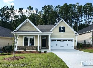 74 Glen Bend Ct, Spring Lake, NC 28390