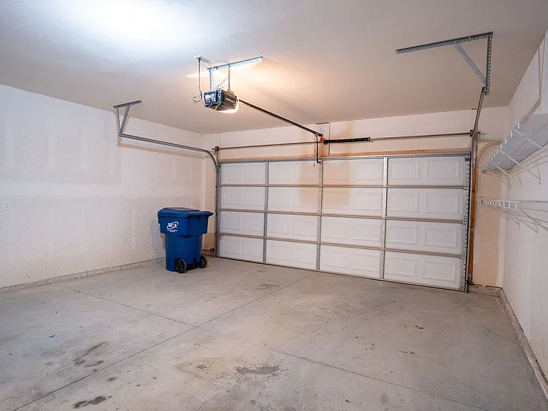5468 S Main St — Photo 5