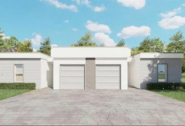 9298 N Mendoza Way — Photo 1