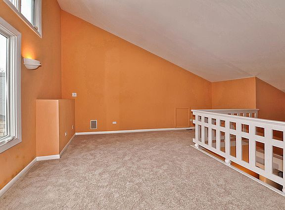 5th image of 308 N Westminster Dr