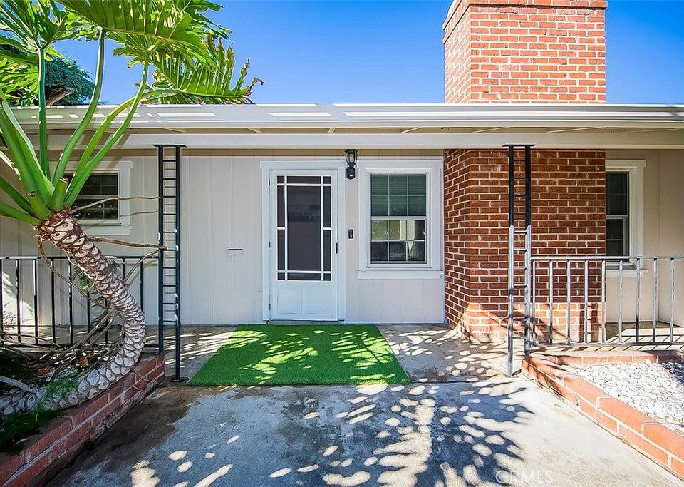 2062 S Flower St, Santa Ana, CA 92707 Zillow