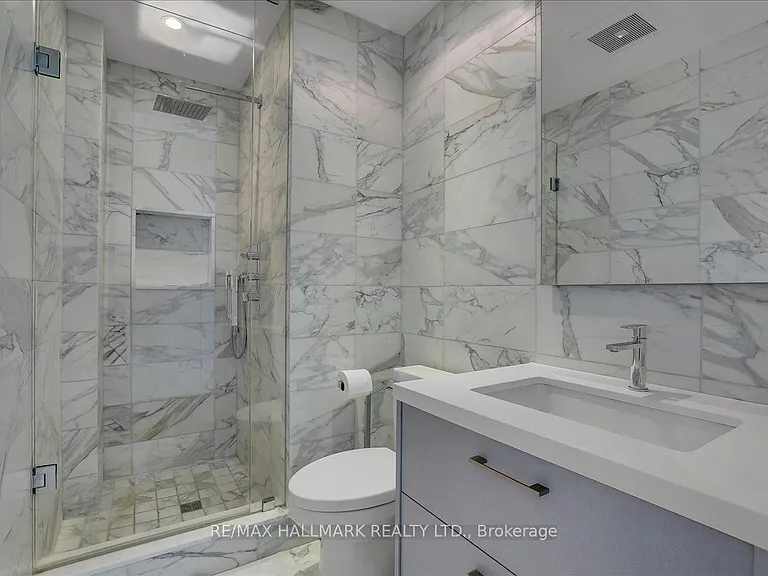 301 Markham St #Penthouse 805 — Photo 19