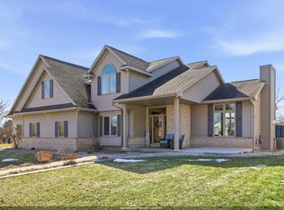 1520 Turtle Dove Trl, De Pere, WI 54115