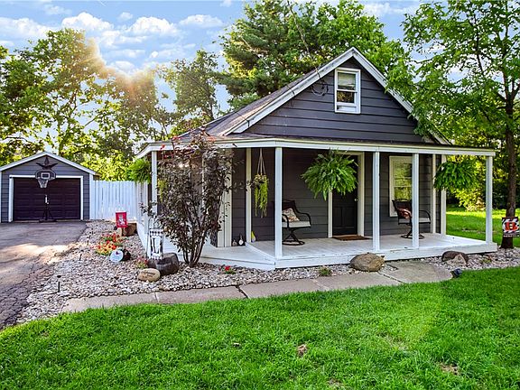 3rd image of 5583 Cincinnati Dayton Rd