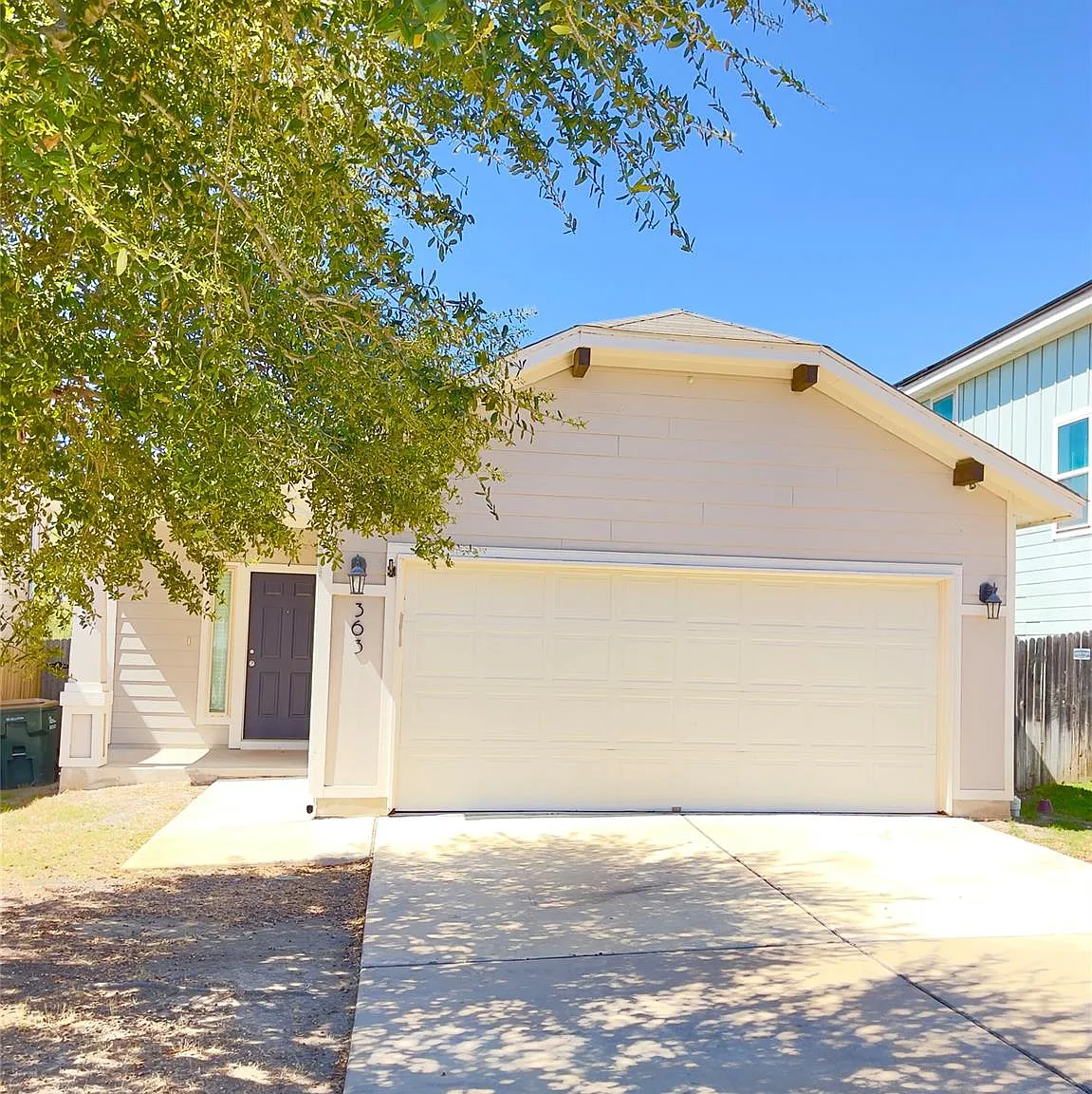 3 bed, 2.0 bath, 1312 sqft, $1,800 — Photo 1