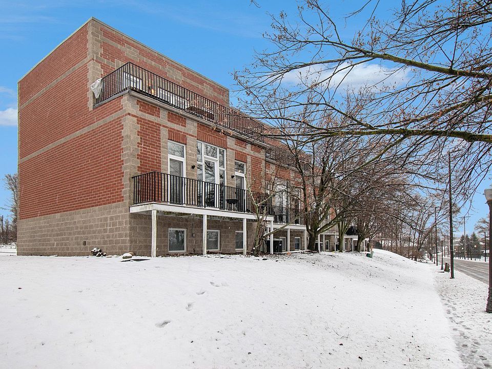 1st image of 820 N Niles Ave APT B