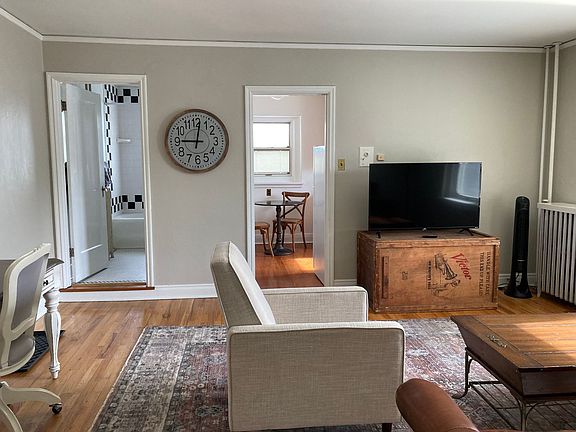 4th image of 709 E Ivinson Ave APT 34