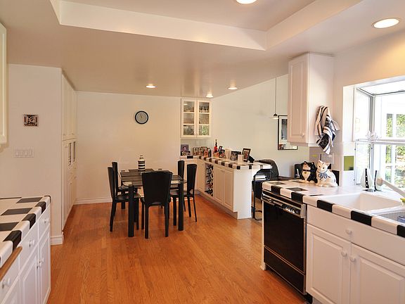Kitchen and dining area