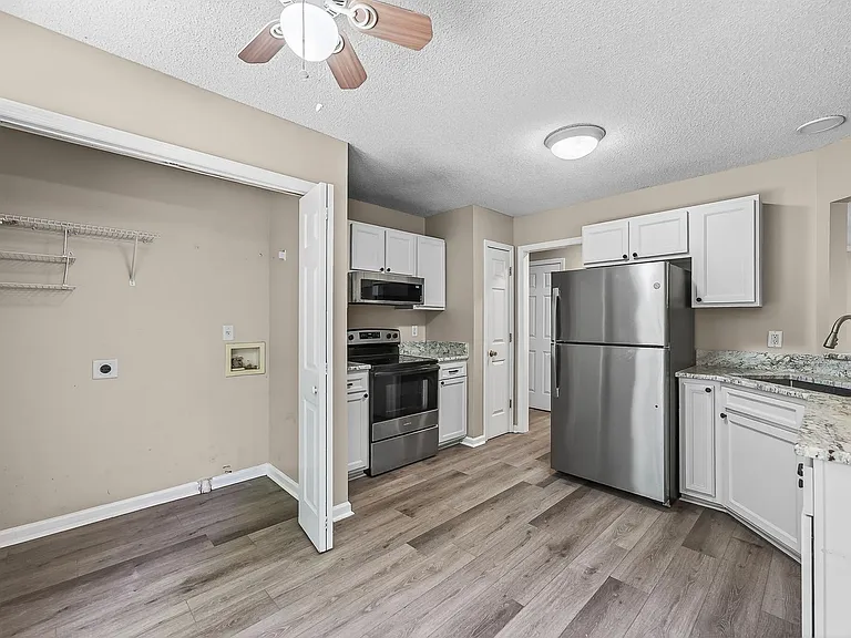 171 Dockside Dr — Photo 12