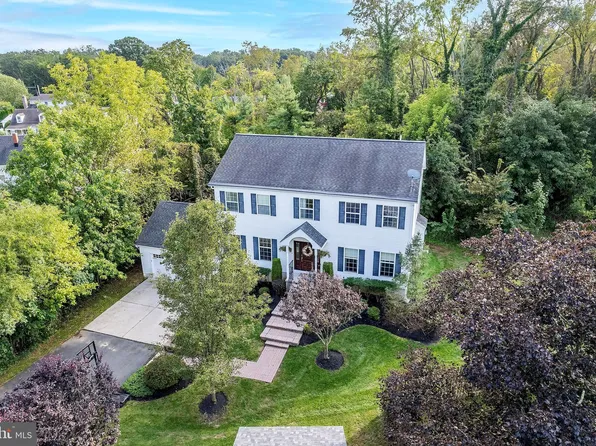 29 Waker Ave, Allentown, NJ 08501