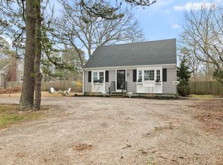 18 Linwood Ave, Wareham, MA 02571