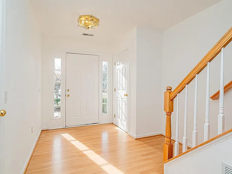 2507 James Maury Dr — Photo 3