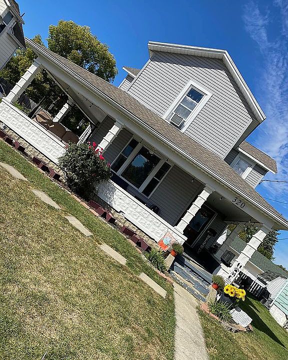 1st image of 320 School St