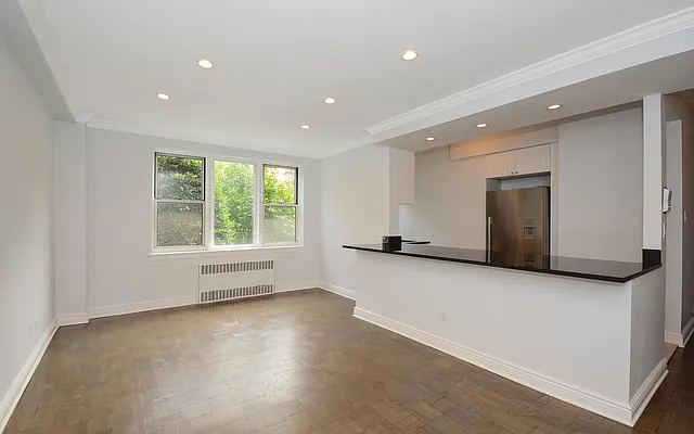 Sold by REMAX Distinguished Homes | media 12