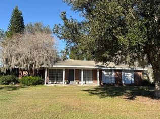 801 9th St NE, Fort Meade, FL 33841