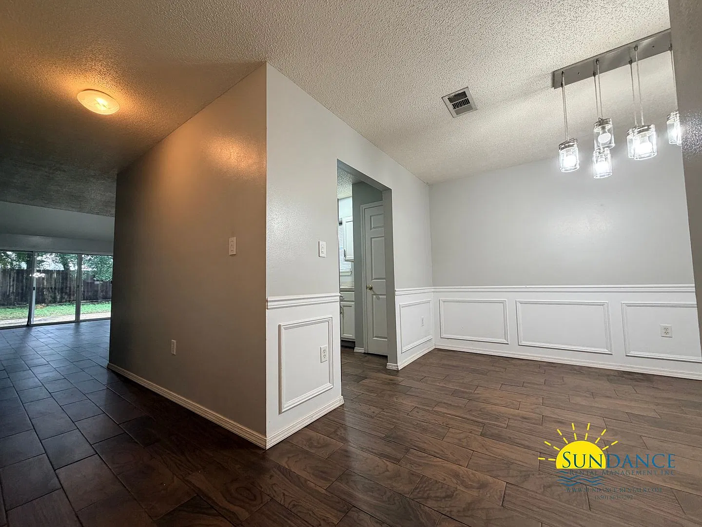 Spacious 4 Bedroom Home in Hunter's Run Subdivision! — Photo 4