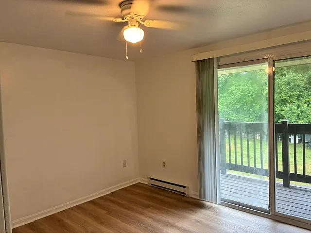 39 Pleasant St — Photo 2