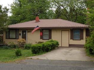 2107 Flint Ln, Gastonia, NC 28054