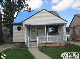 1016 Cloverlawn Blvd, Lincoln Park, MI 48146