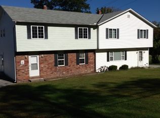 1347 Riverside Dr, Painesville, OH 44077