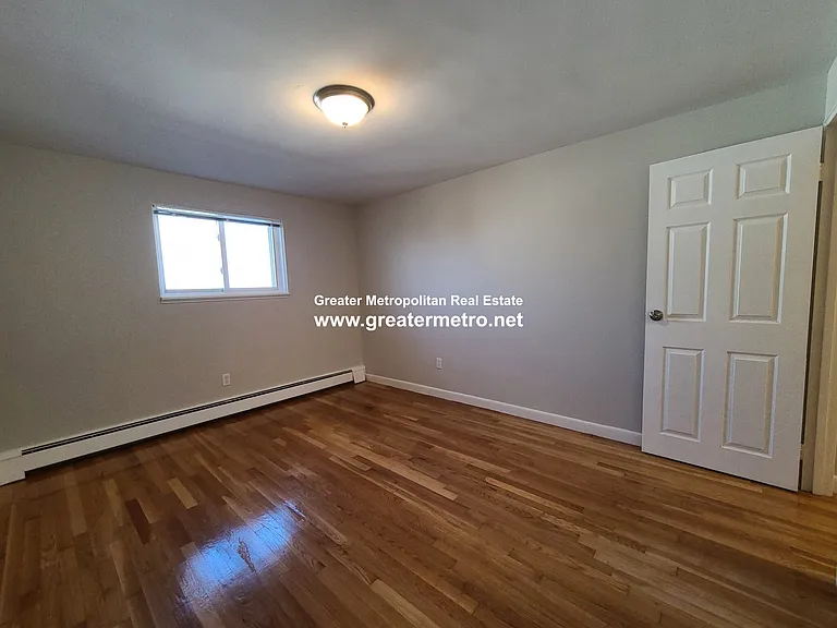 7-9 Holmes St #4B — Photo 12
