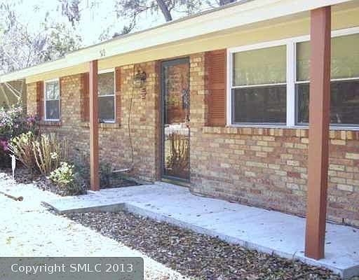 2nd image of 519 Mimosa Pl