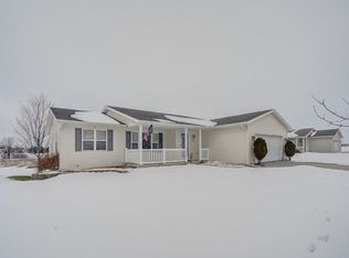 339 2nd St, Brooklyn, WI 53521