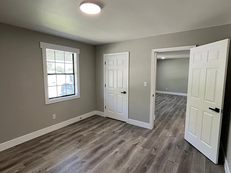 951-973 Shannon Dr — Photo 17