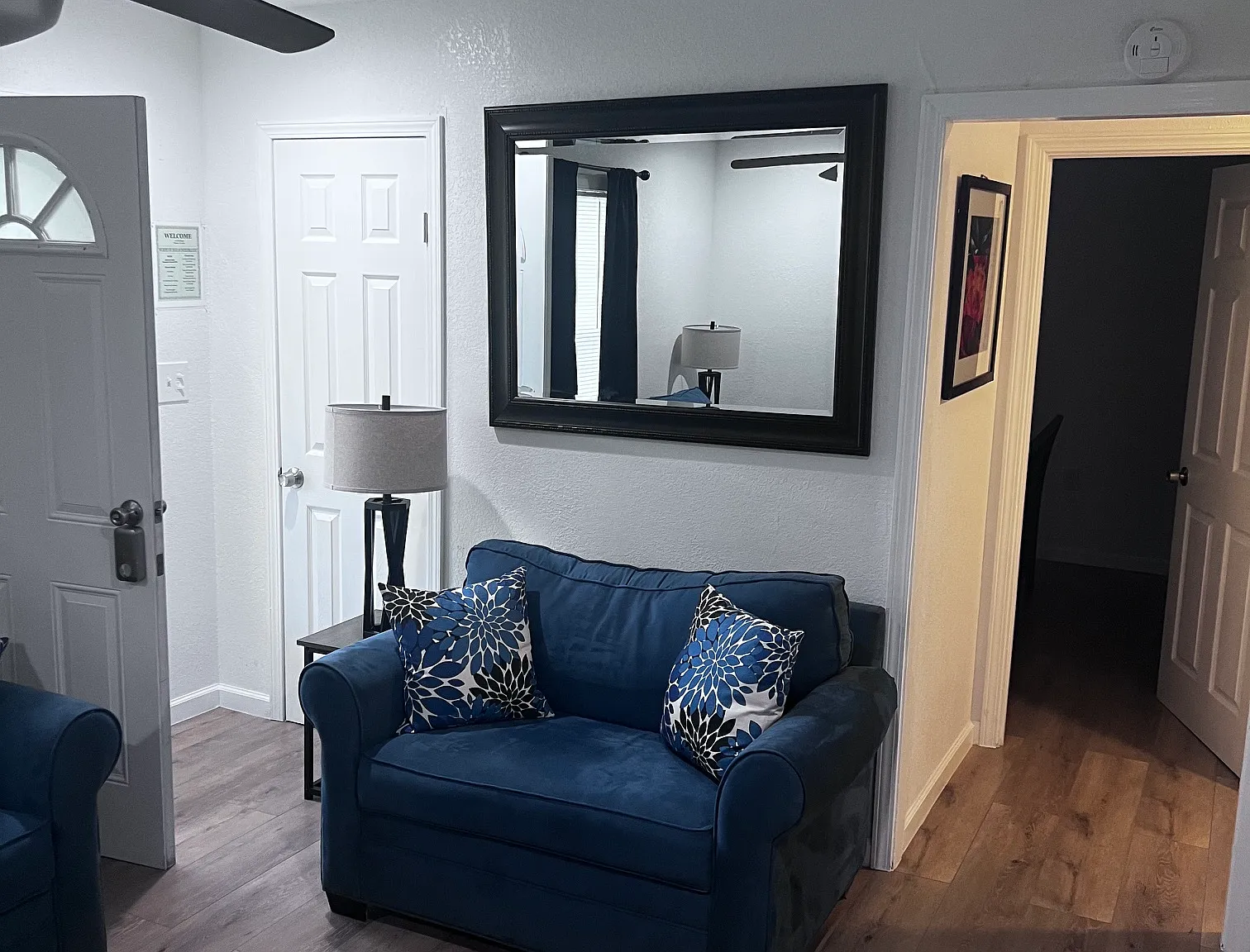 2 bed, 650 sqft, $900 — Photo 2