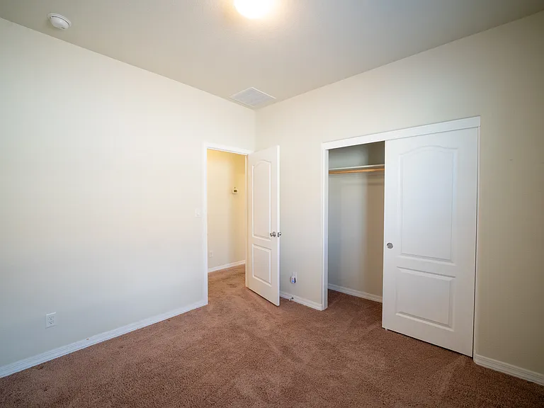 1001 El Paseo St NW — Photo 21