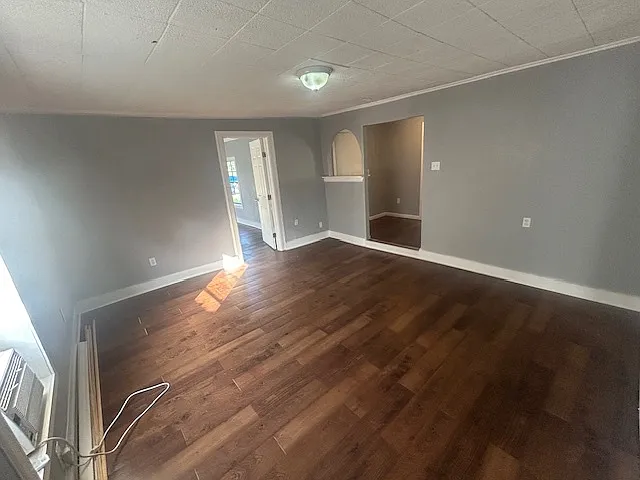 105 N Carver St — Photo 8