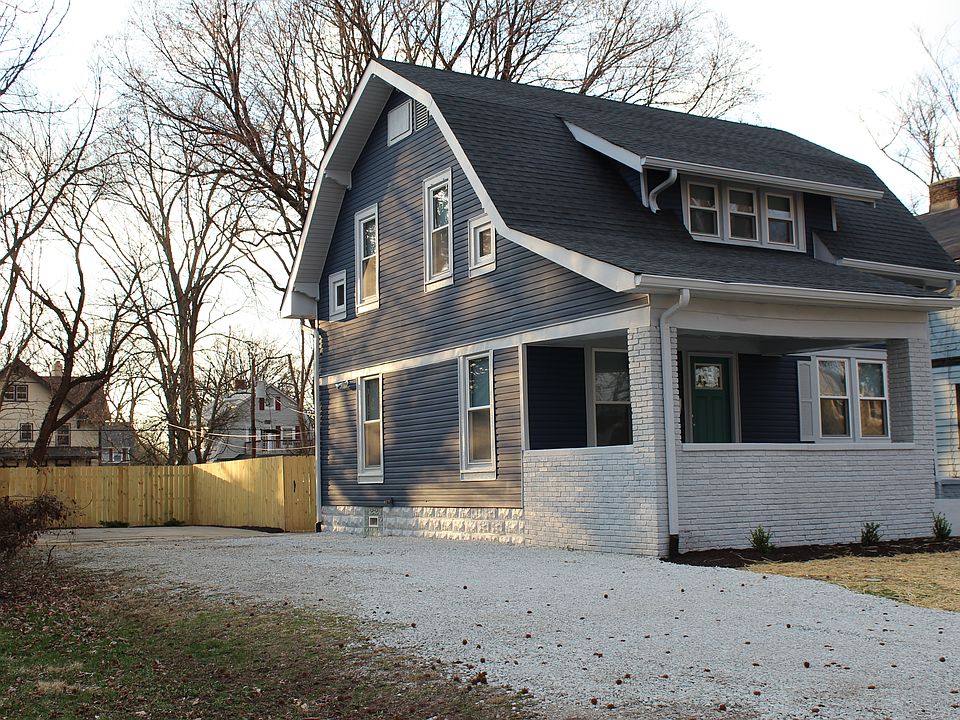 2nd image of 3848 Winthrop Ave
