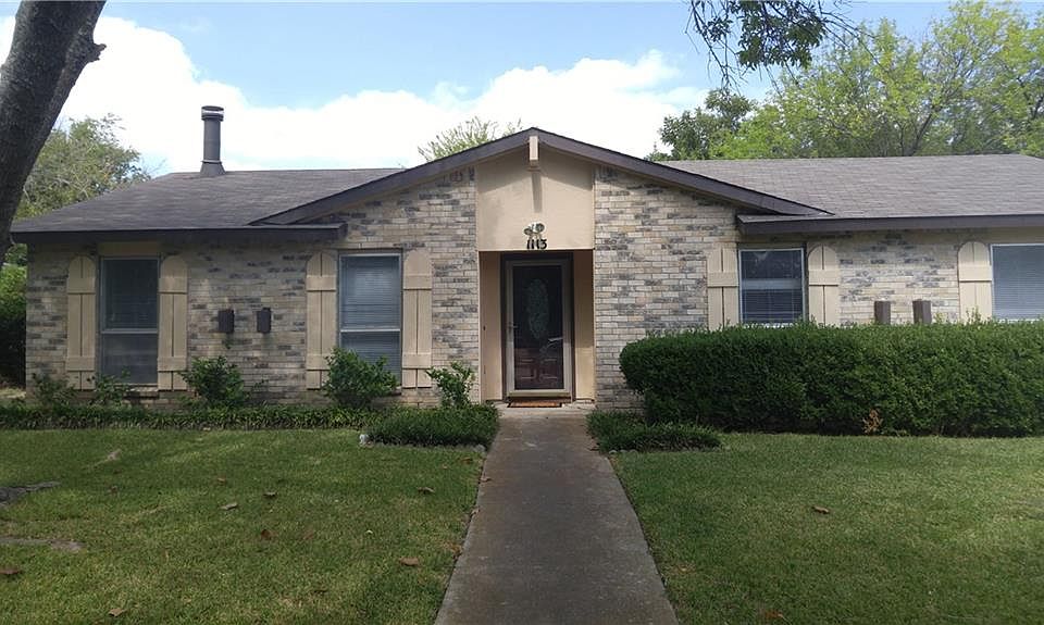 1st image of 1113 Oakbluff Dr