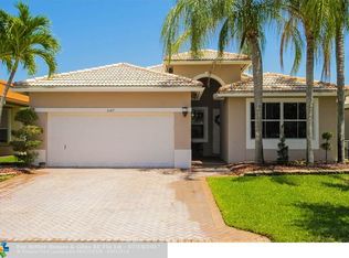 5147 NW 121st Dr, Coral Springs, FL 33076