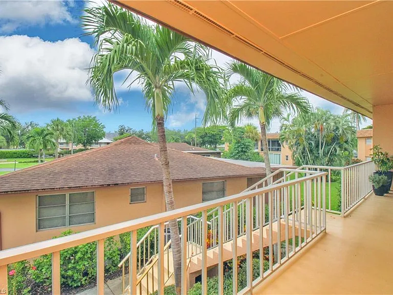 729 Palm View Dr #D4 — Photo 4