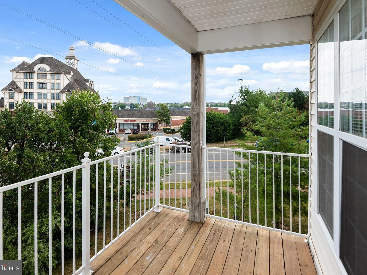 2 bed, 2.5 bath, 1215 sqft, $2,450 — Photo 4
