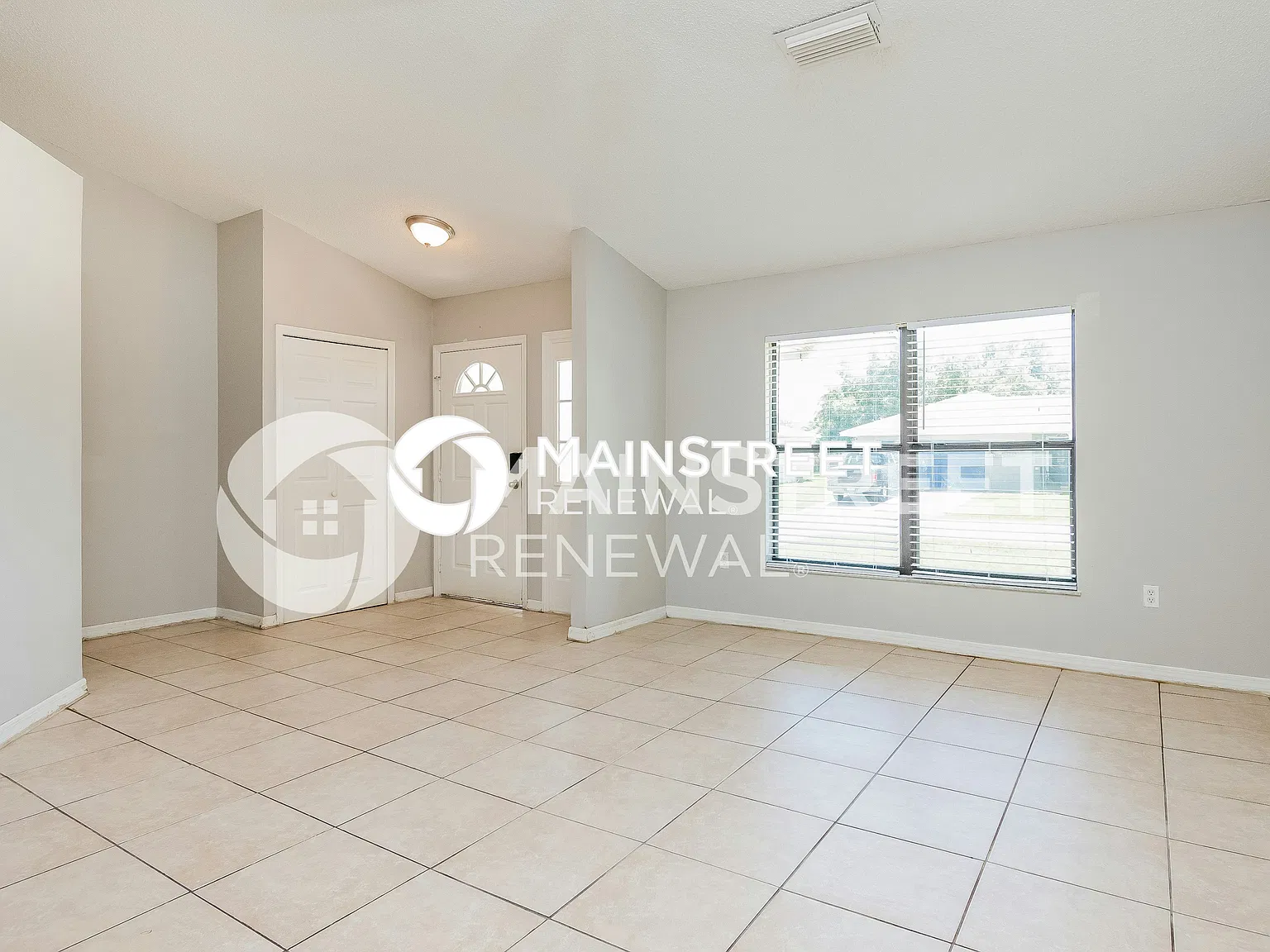 301 Cortez Ct — Photo 4