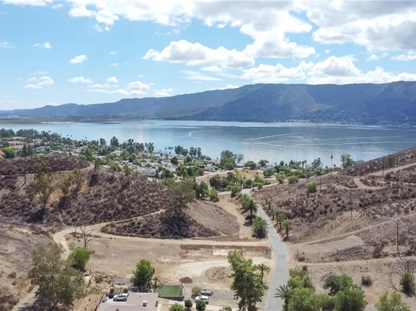 1 Palm Dr, Lake Elsinore, CA 92530