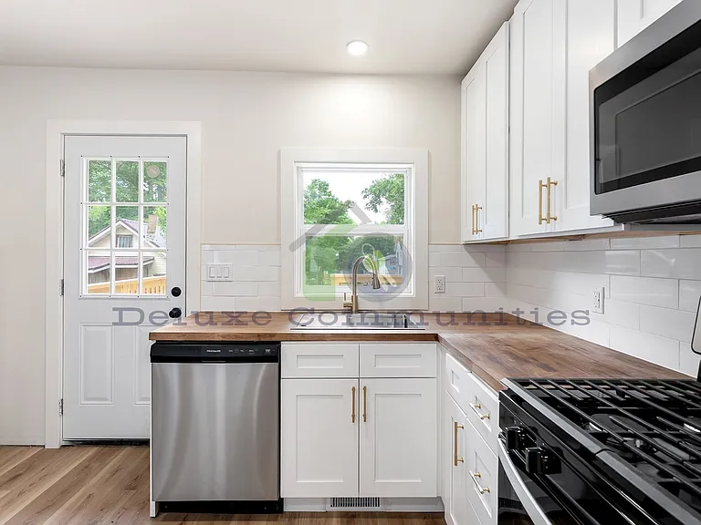12775 Elton St NE — Photo 6