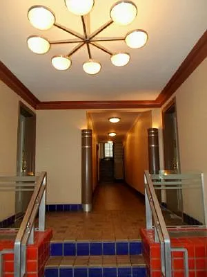 Sold by Manhattan Network Inc. | media 10