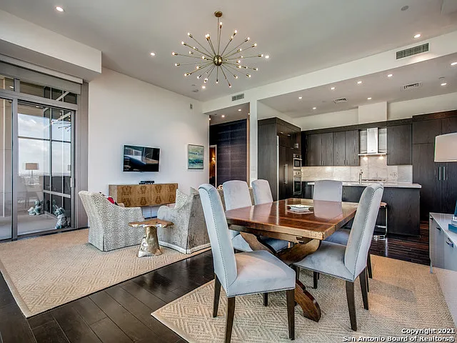4242 Broadway St #1804 — Photo 8