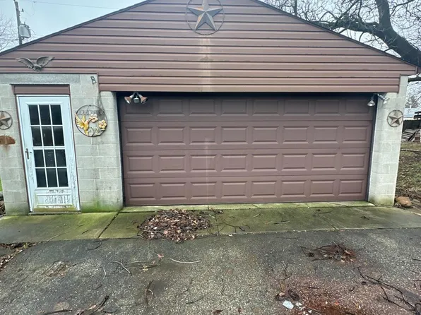 1355 Clarfield Ave, Columbus, OH 43207